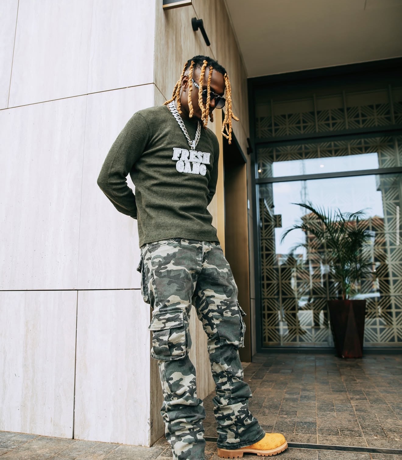 Fik Fameica, photo 3